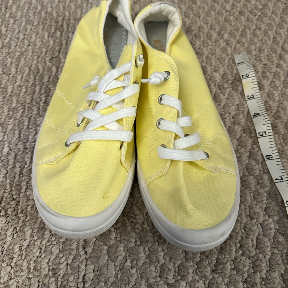 Yellow  Shoes